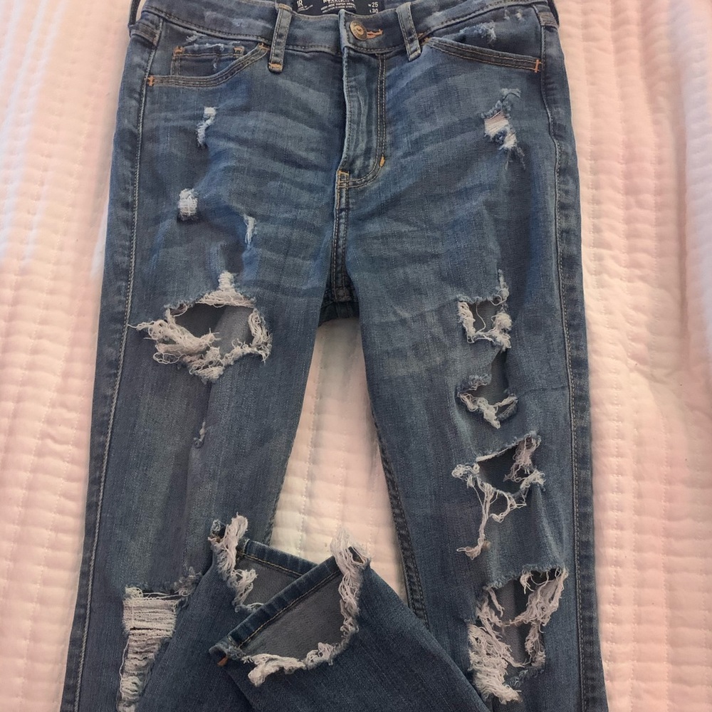 Hollister high-rise Super Skinny Jeans!